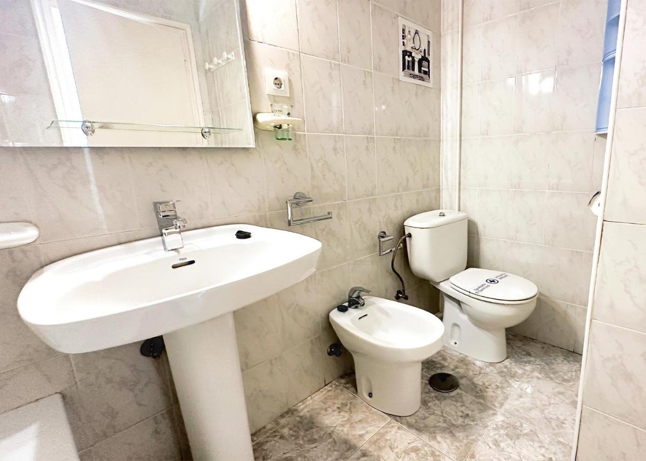 Skol 131 - At Skol Building In Centre With Sea Views. Apartamento